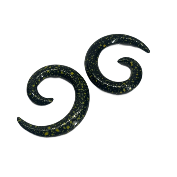 0G Black with Yellow Splatter Acrylic Spiral Hangers