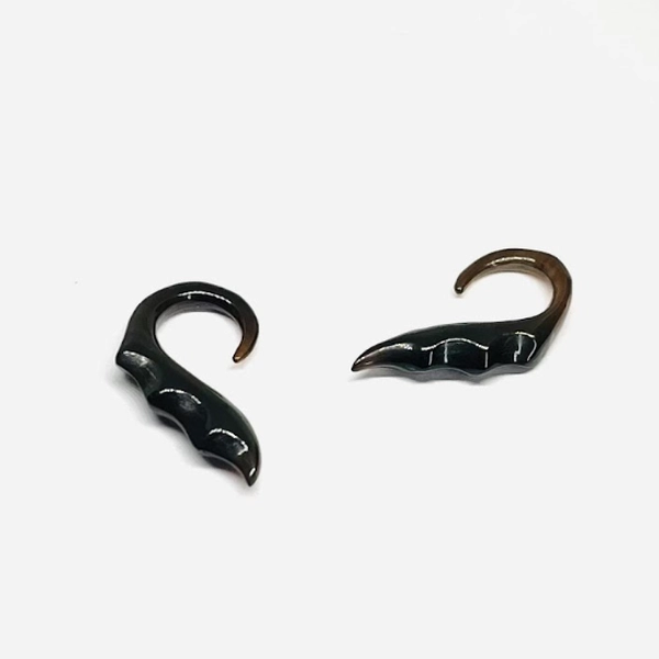 10G Leaf Horn Buffalo Hanger Tapers