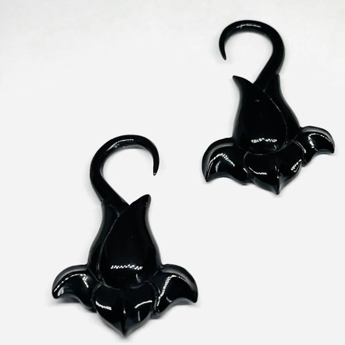10G Lotus Buffalo Horn Tapers