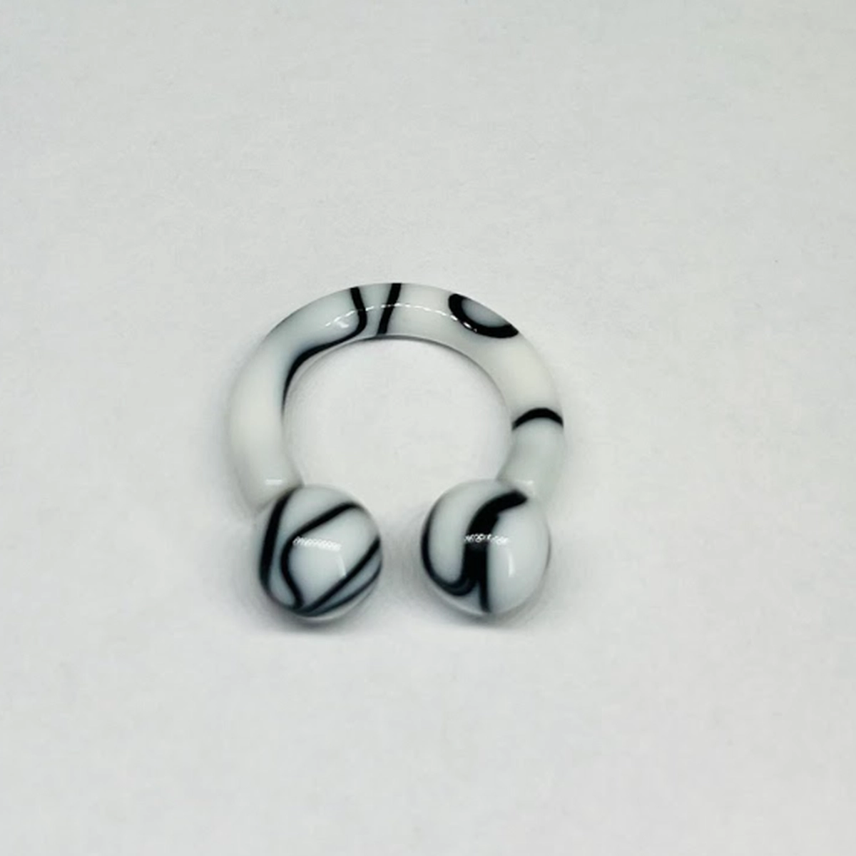 10G White with Blk Faux Marble Acrylic Circular Barbell