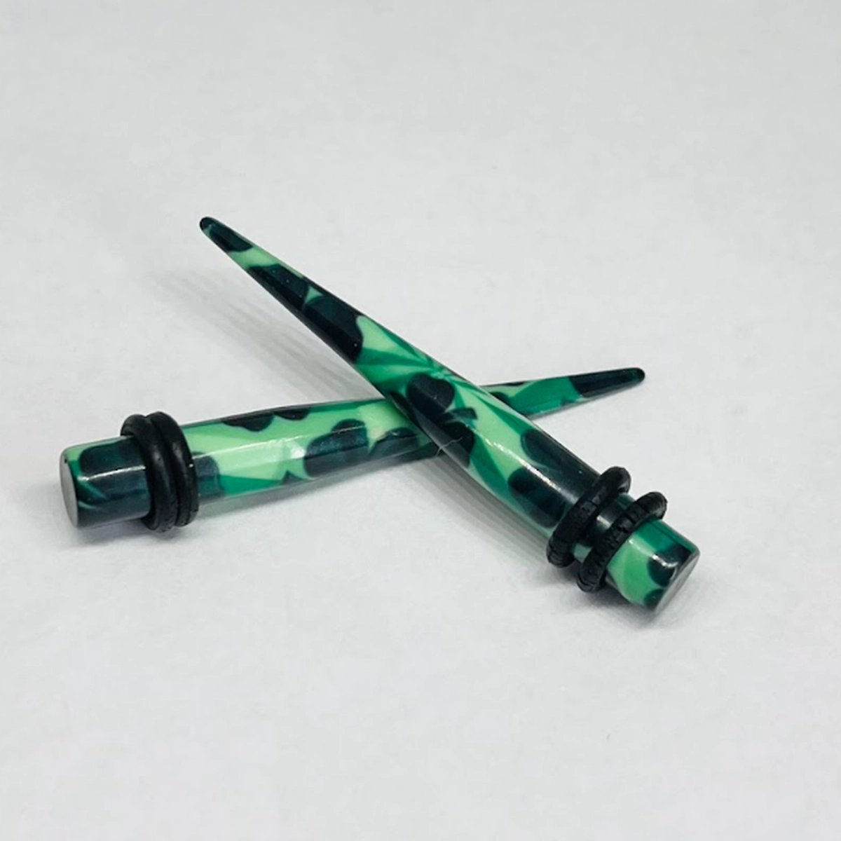 4G Green_Blk Clover Long Tapers