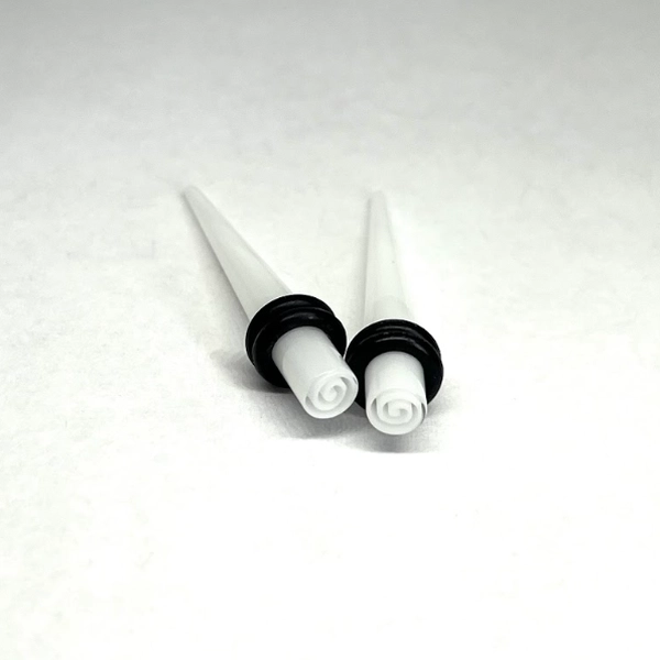 4G White_Clear Spiral Top Medium Acrylic Tapers