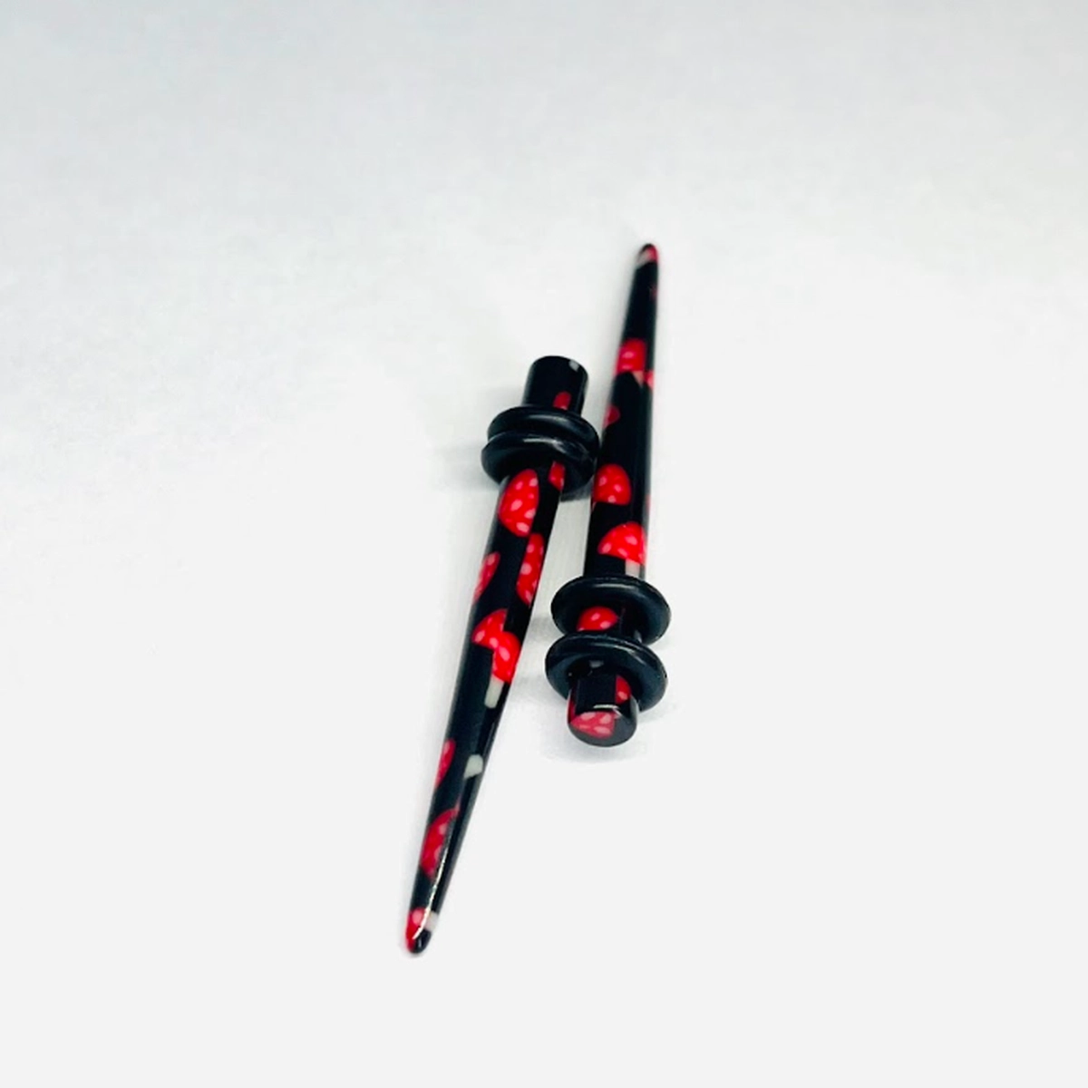 6G Black Red Mushroom Medium Acrylic Tapers