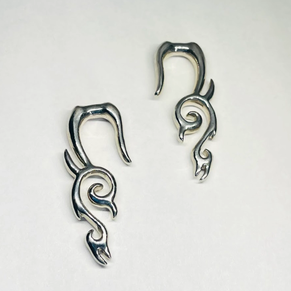 6G Steel Indigenous Hangers