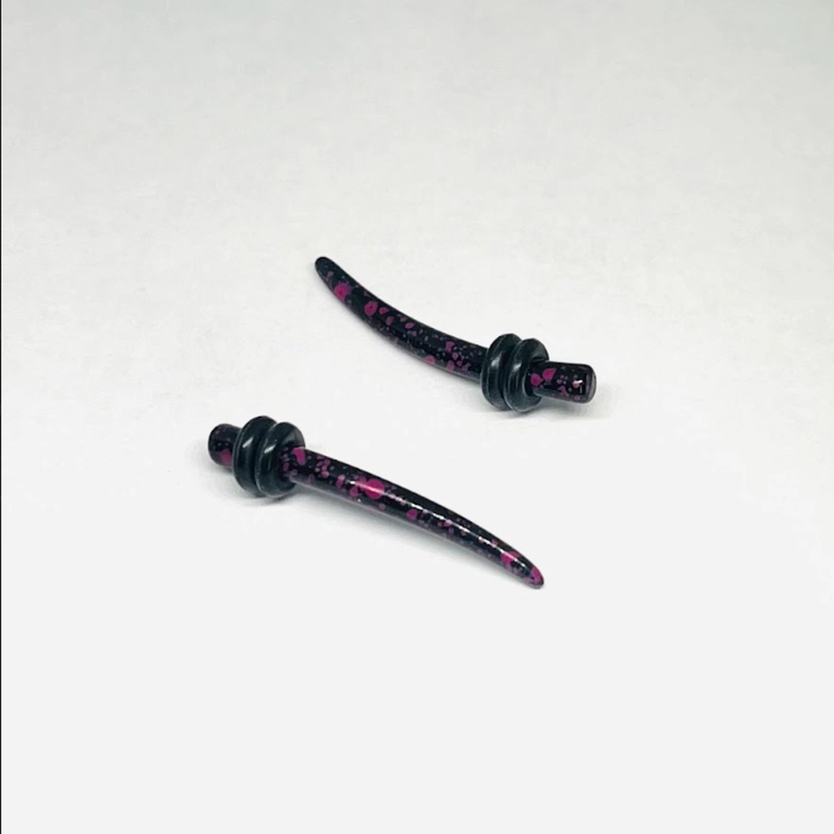 9G Black with Pink Splatter Talon Tapers